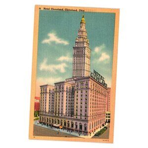 Hotel Cleveland 1944 Vintage Postcard Multicolor Unused Braun Art Publishing USA